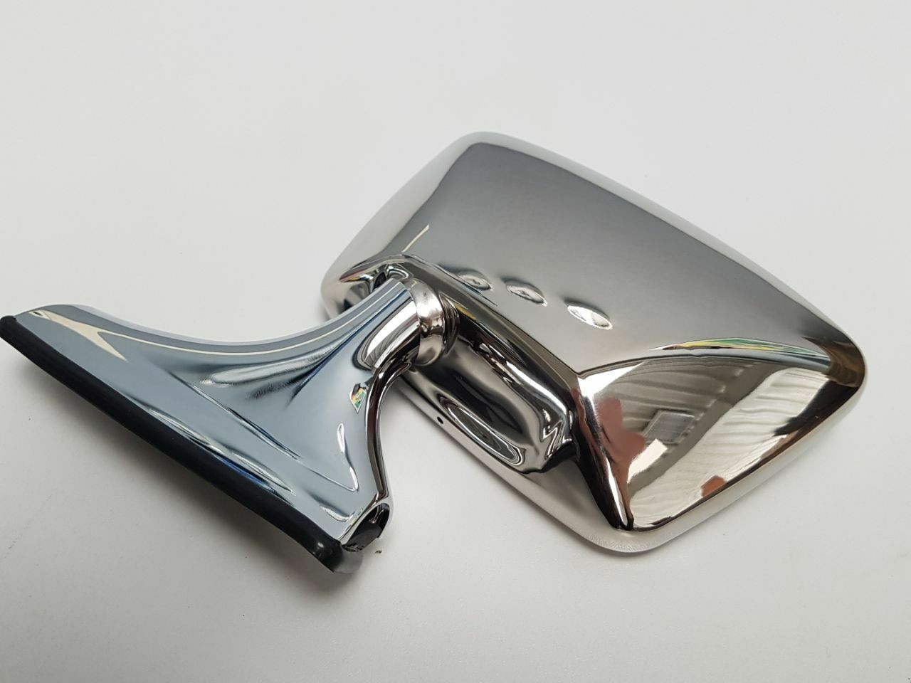 Exterior mirror trapezoid left BMW E9 2,5 CS - 3,0 CSL year 1971 - 1973 CS-804452E9