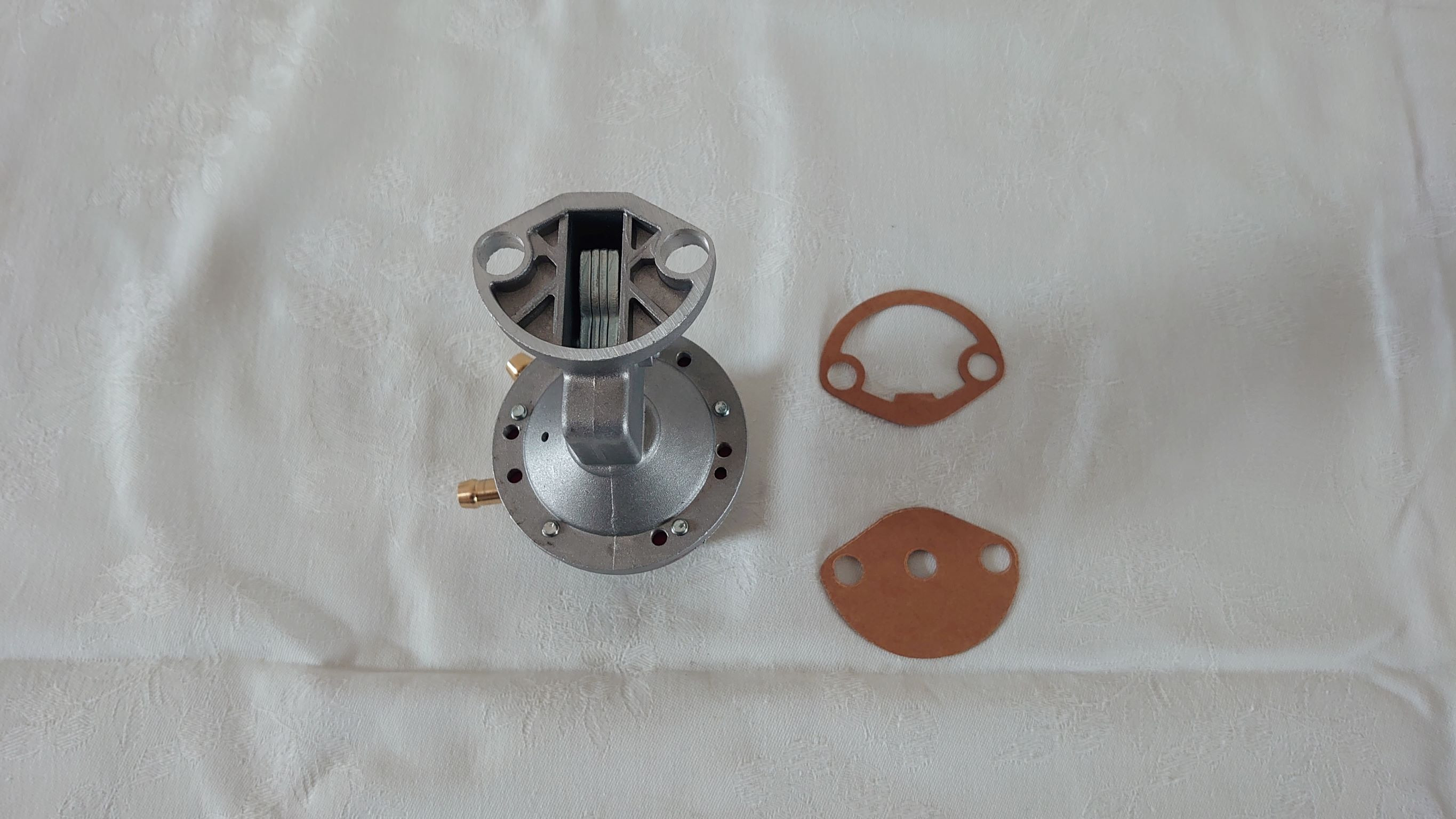 BMW e12 e23 e24 Benzinpumpe 525 / 525 AT, 528 / 528 AT, 630 CS / AT, 728 / 728 AT CS-FP4501