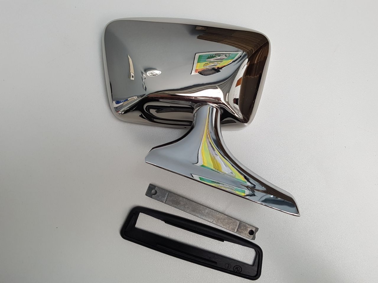 Exterior mirror trapezoid right BMW E3 2500 - 3,3 Li year 1971 - 1973 CS-807702E3