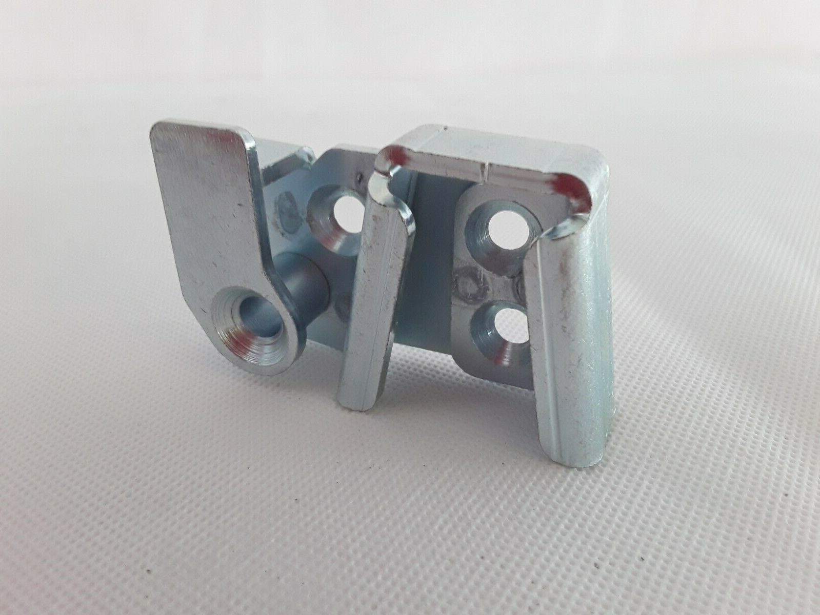 Locking wedge left for BMW E9 2.5 CS - 3.0 CSL CS-852263E9